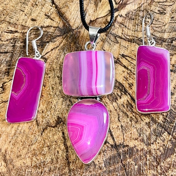 Pink Botswana Lace Agate Pendant & Earrings - Picture 3 of 8
